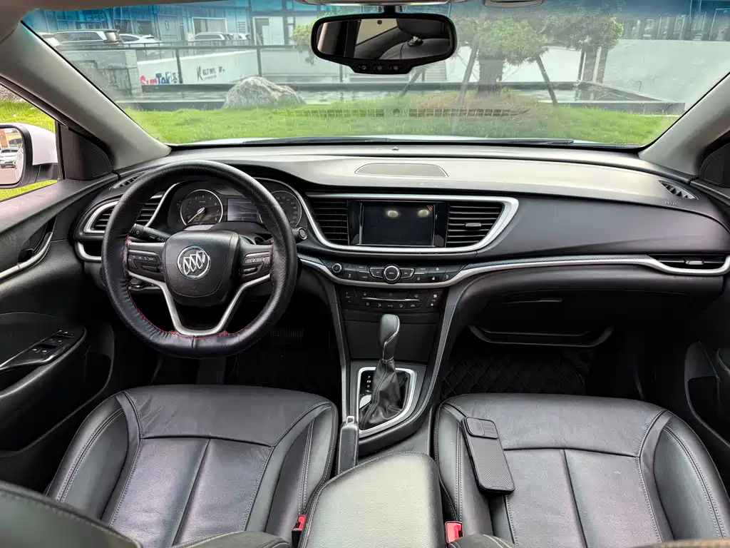Buick Excelle 2019 — фото 15
