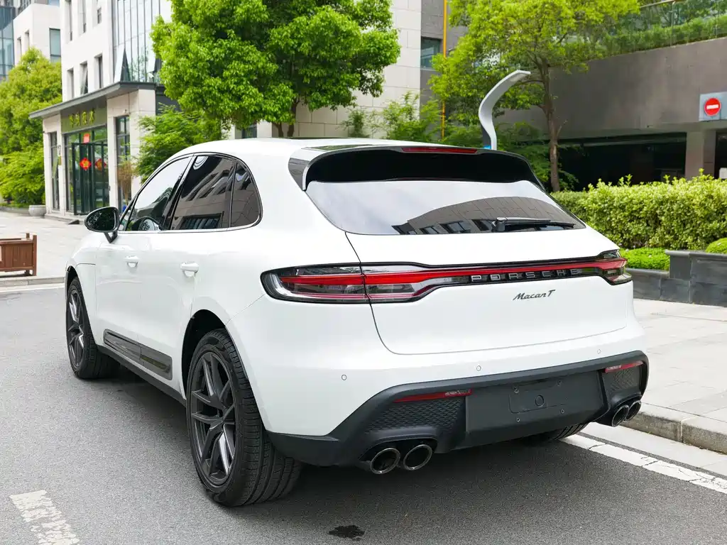 Porsche Macan 2021 — фото 17