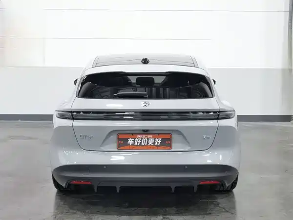 NIO ET5T 2025