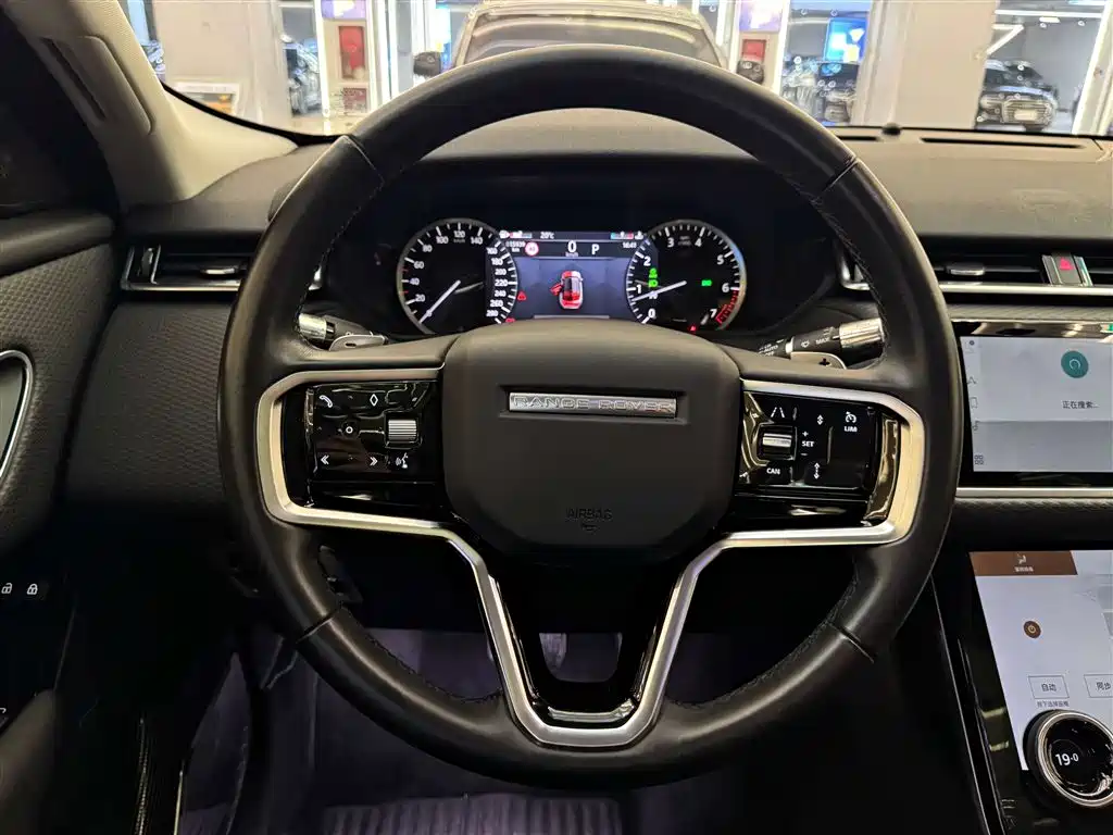 Land Rover Velar 2021 — фото 17