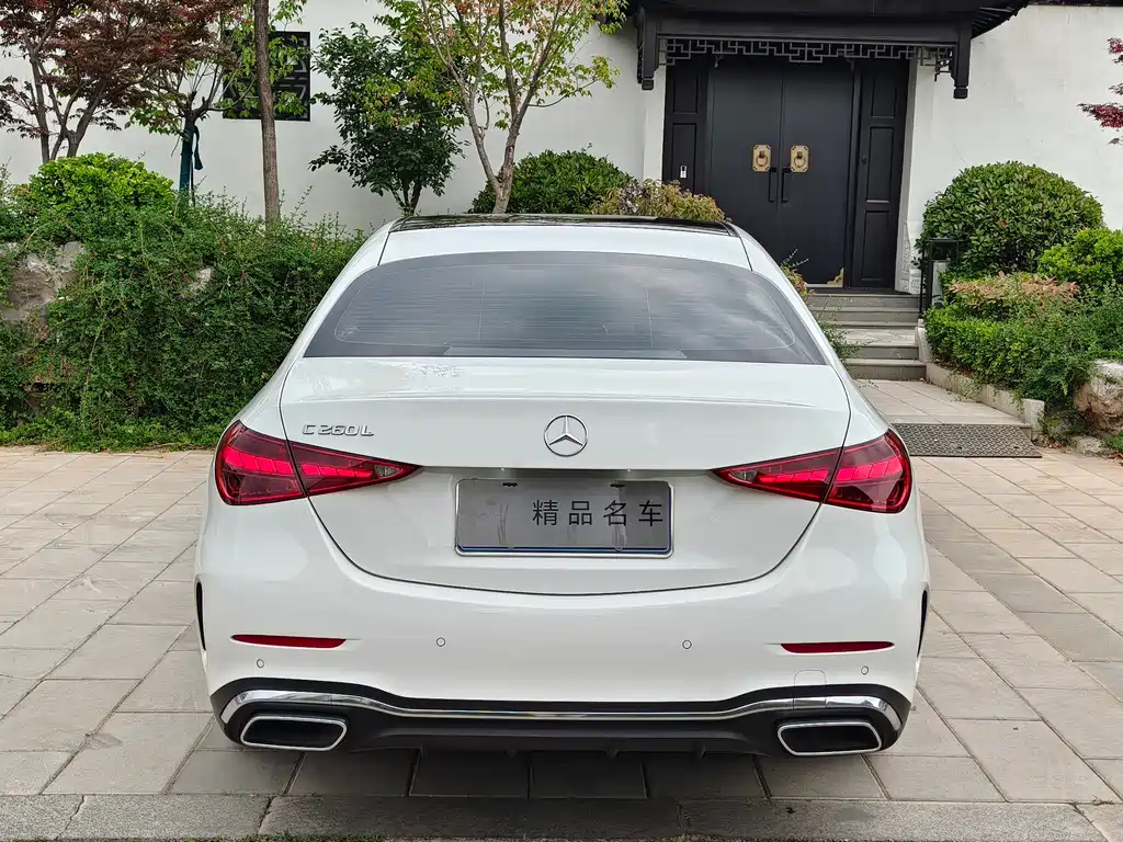 Mercedes-Benz C-Class 2023 — фото 6