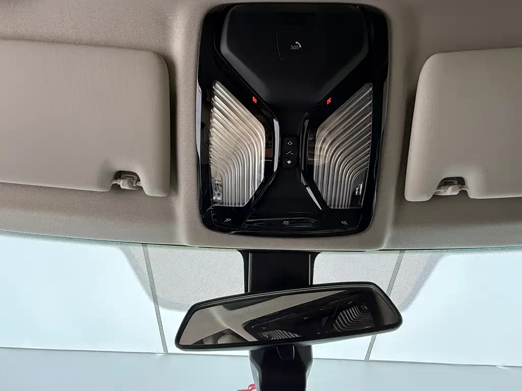 BMW 3 Series 2021 — фото 13