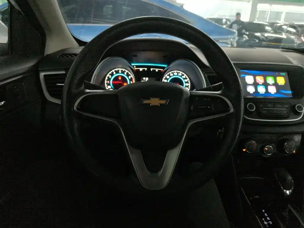 Chevrolet Cavalier 2018 — фото 11