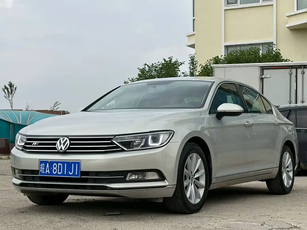 Volkswagen Magotan 2017 — фото 1