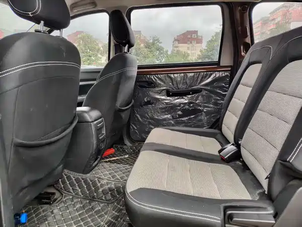 Wuling Hongguang V 2021