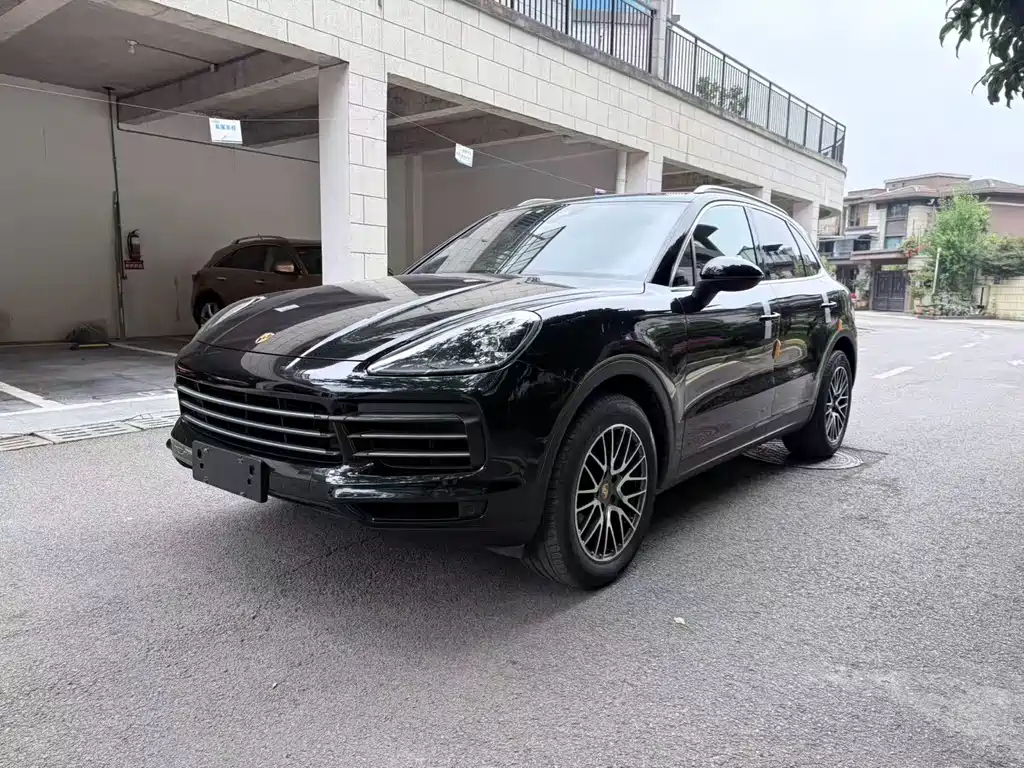 Porsche Cayenne 2020 — фото 2