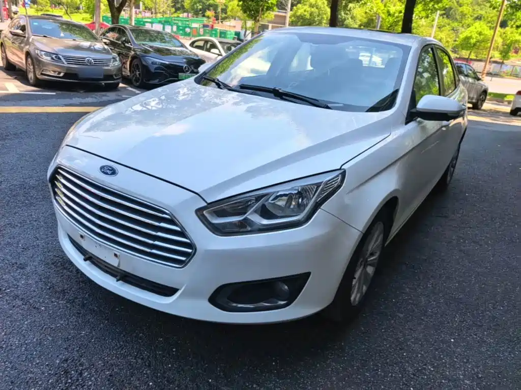 Ford Escort 2017