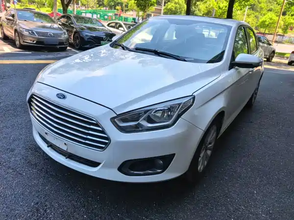 Ford Escort 2017