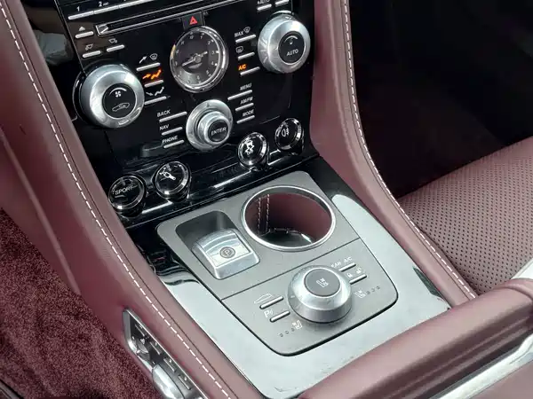 Aston Martin Rapide 2014
