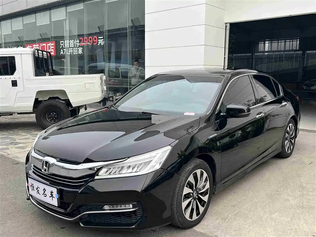 Honda Accord 2018 — фото 3