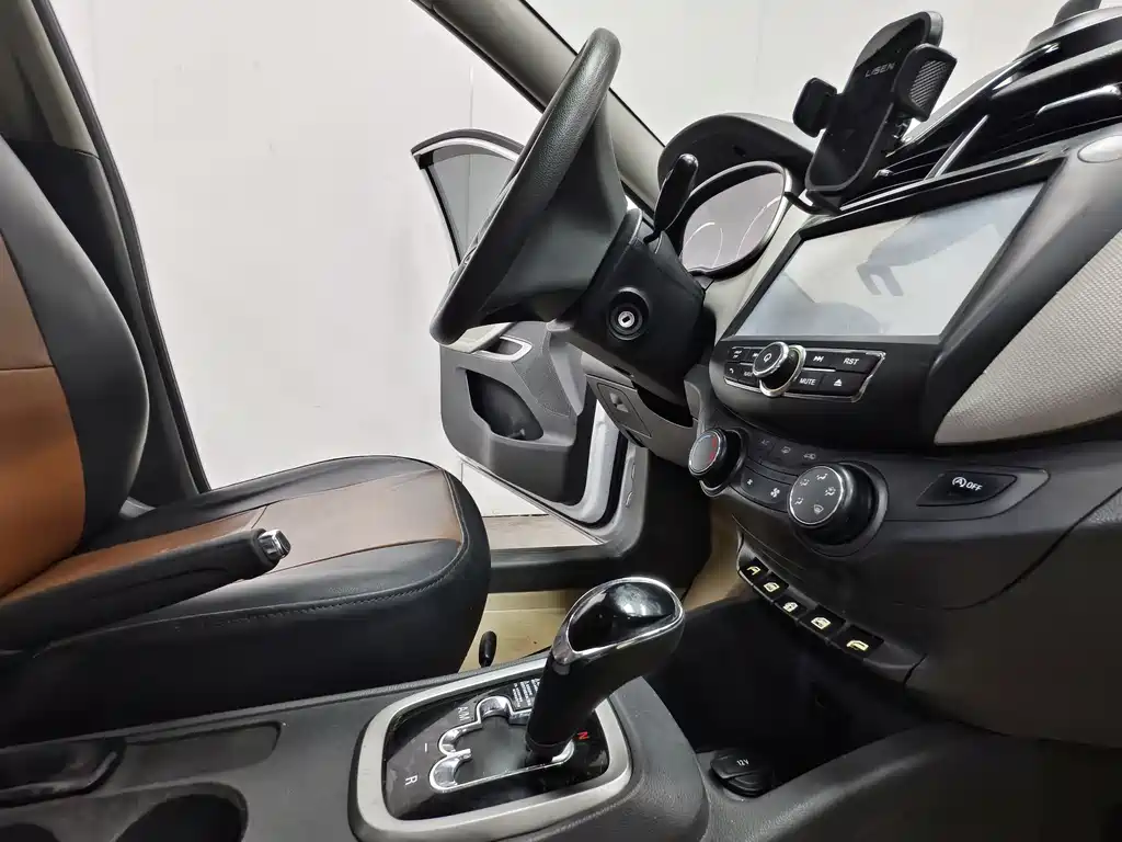 Chevrolet Sail 2015 — фото 15