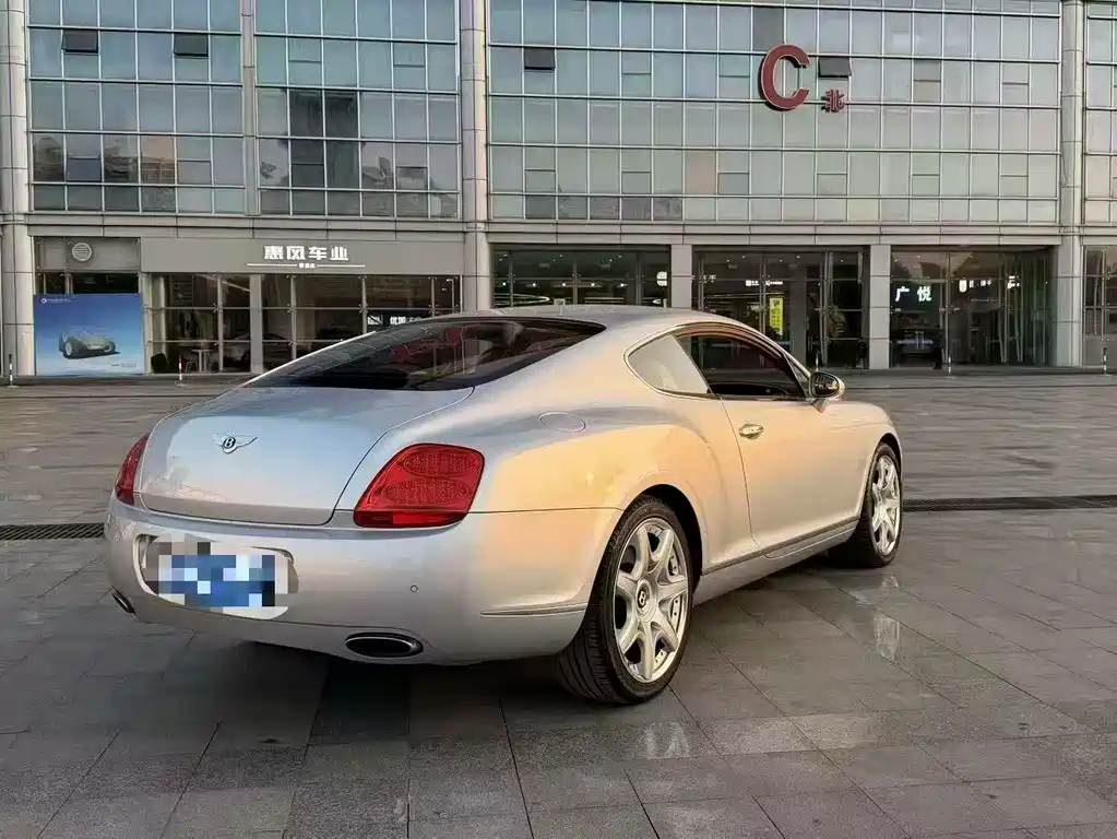 Bentley Continental 2008 — фото 2