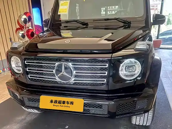 Mercedes-Benz G-Class 2024