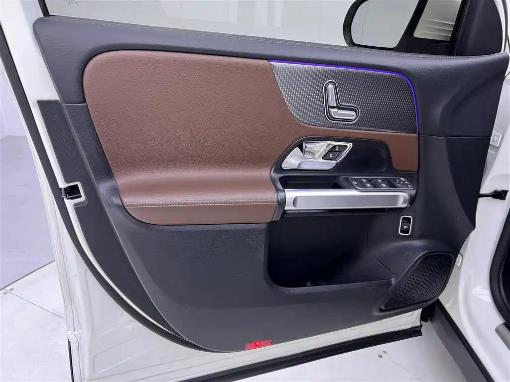 Mercedes-Benz GLB 2022 — фото 17
