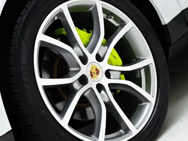 Porsche Cayenne New Energy 2020