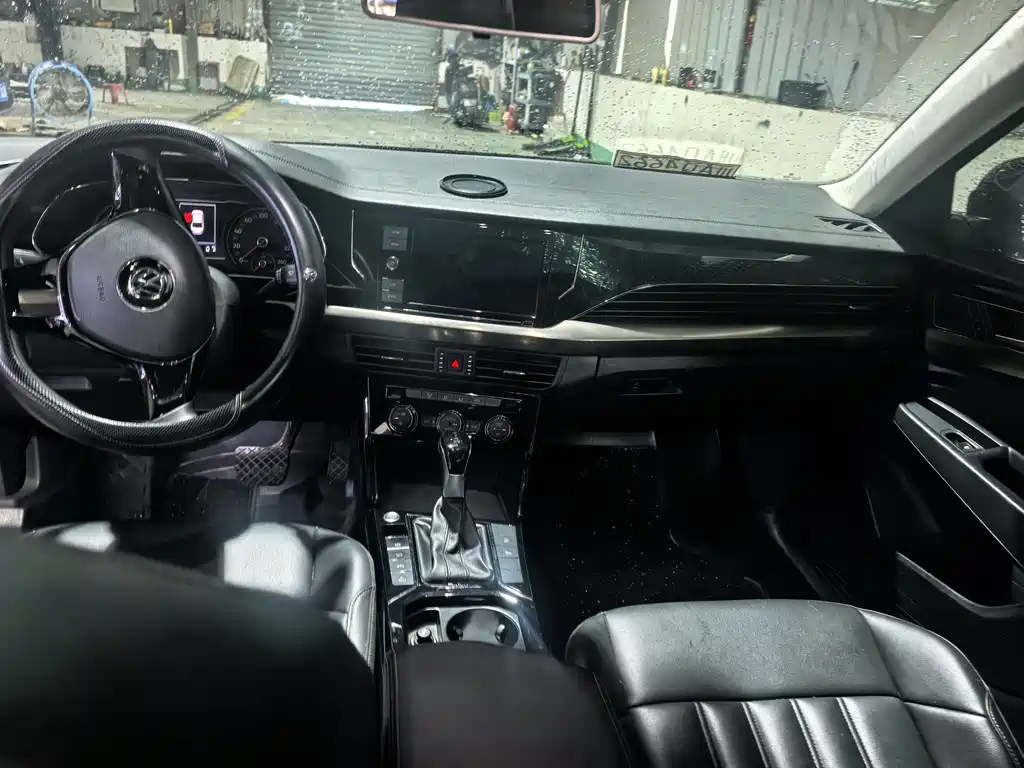 Volkswagen Passat PHEV 2020