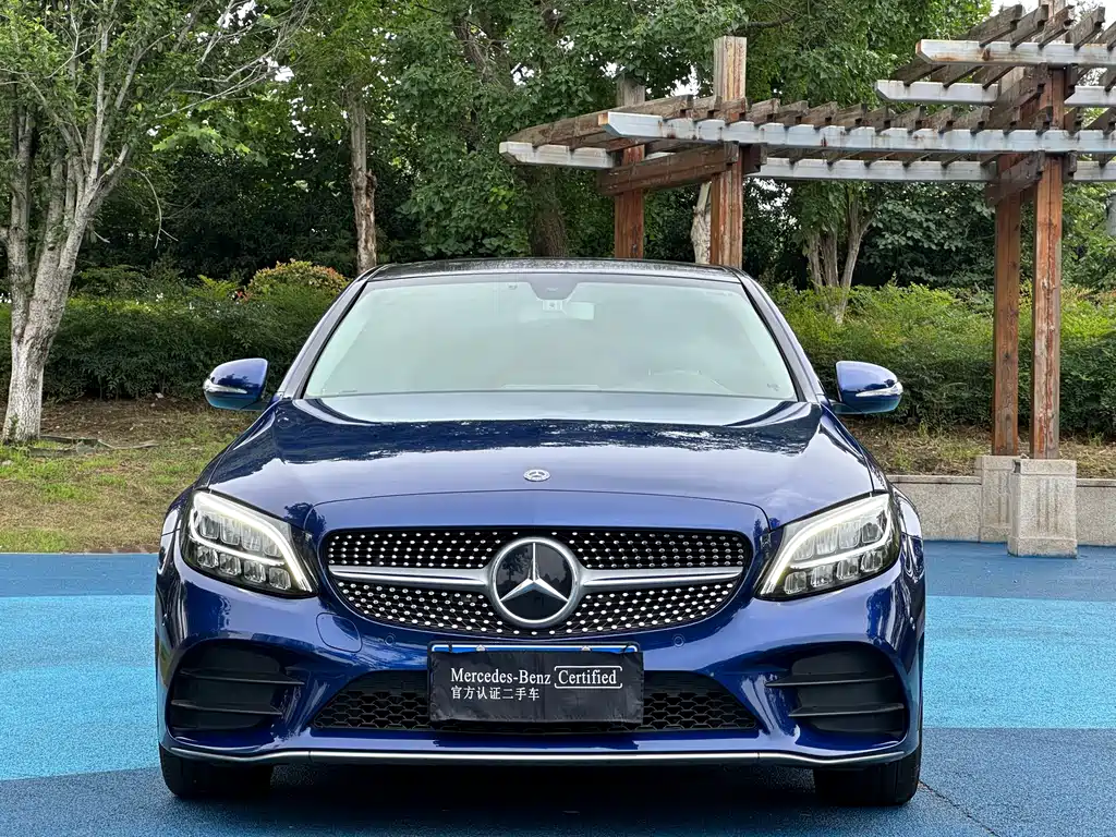 Mercedes-Benz C-Class 2019