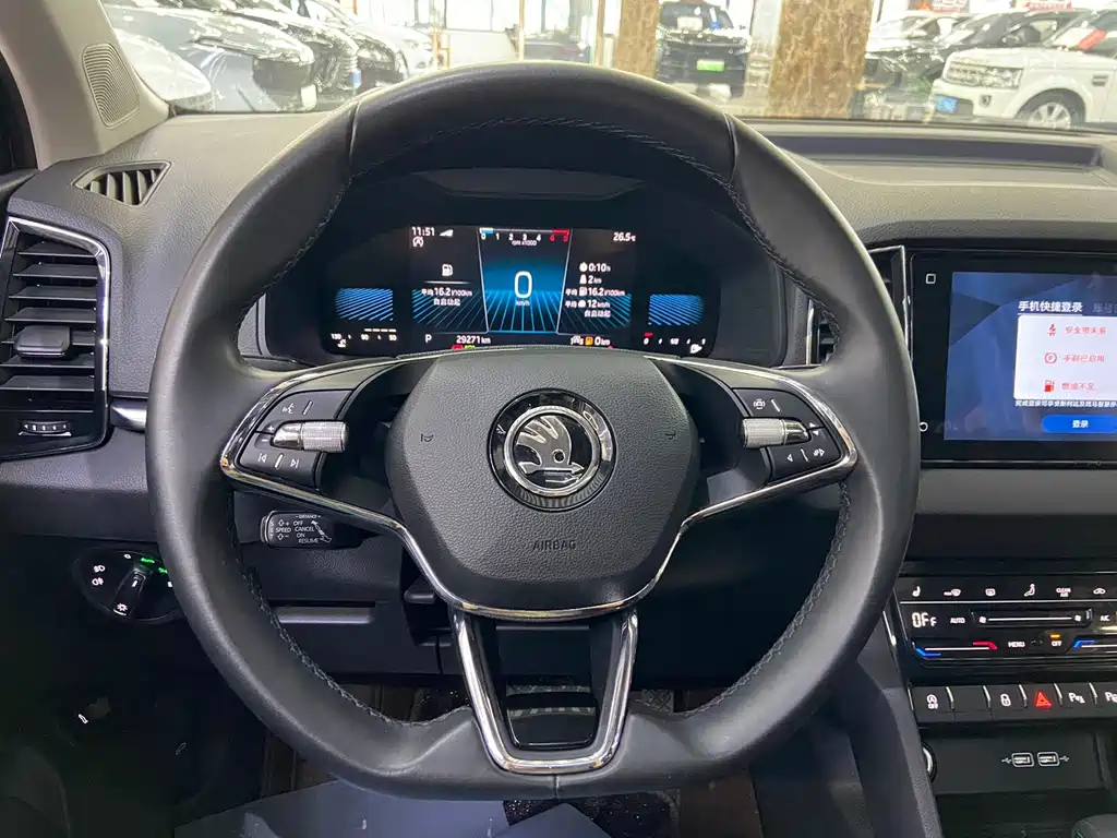 Skoda Karoq 2022 — фото 21