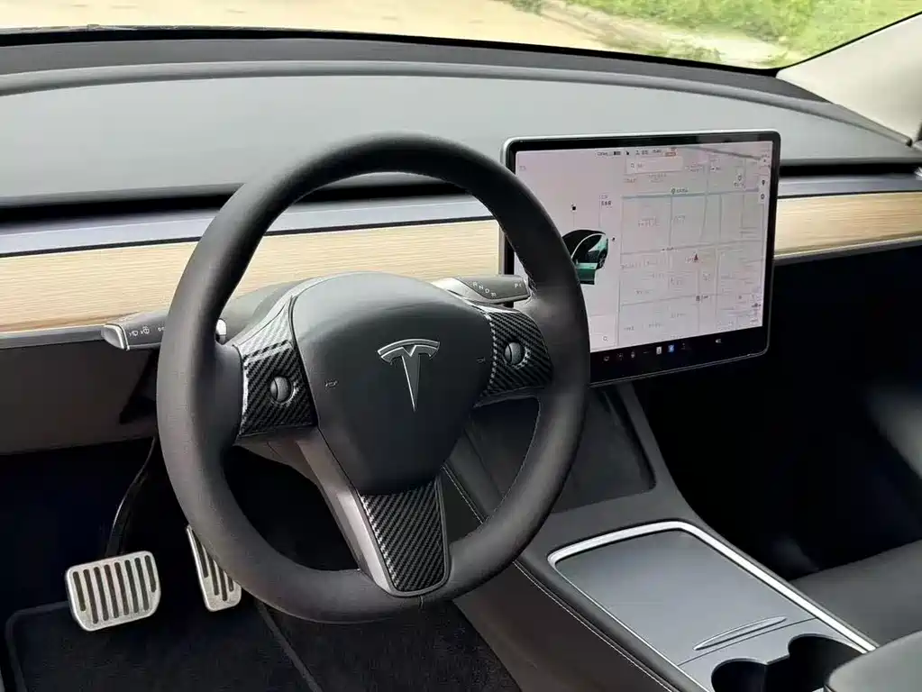 Tesla Model Y 2021 — фото 9