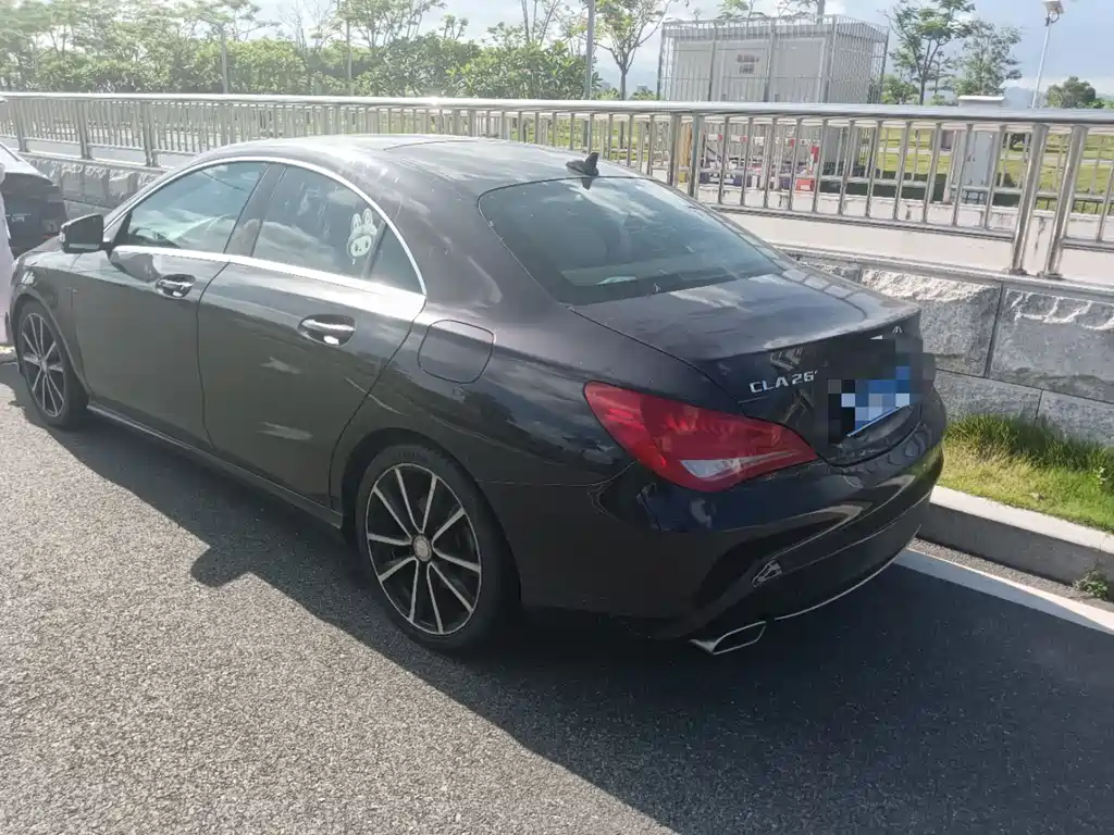 Mercedes-Benz CLA 2015