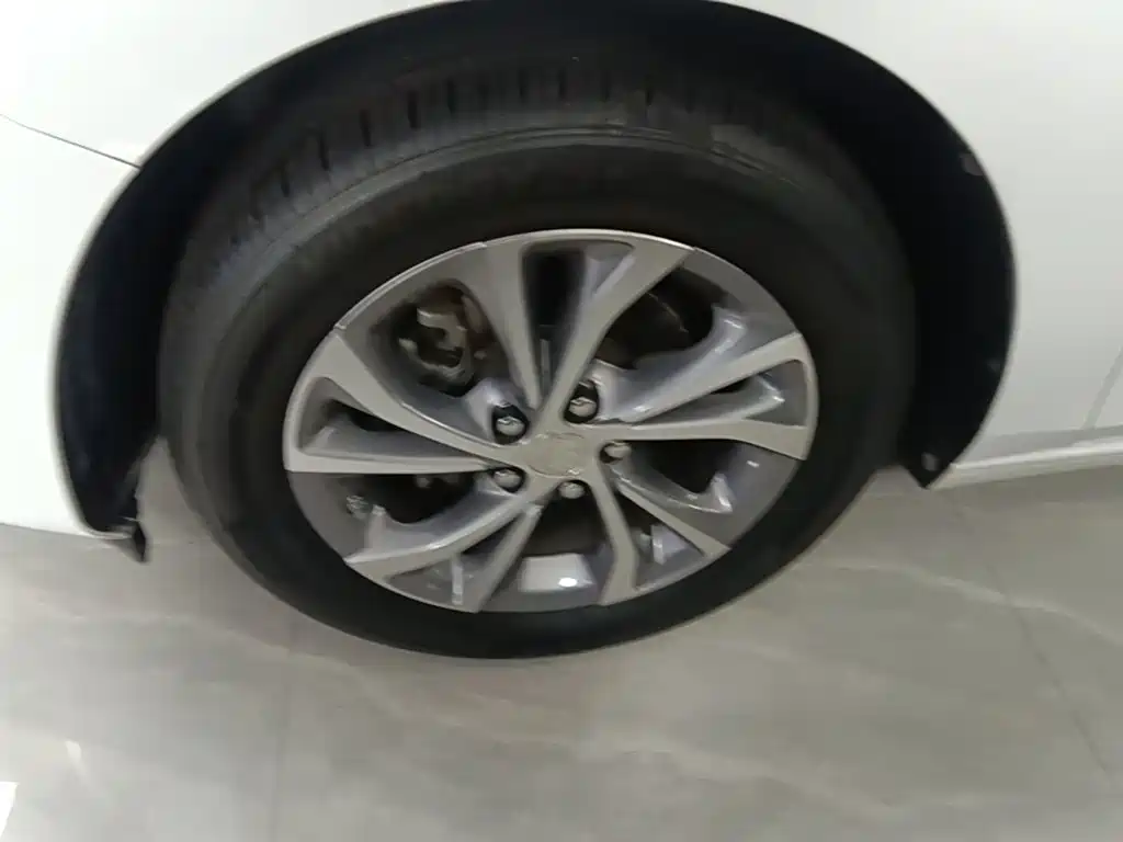 Buick Verano 2023 — фото 23