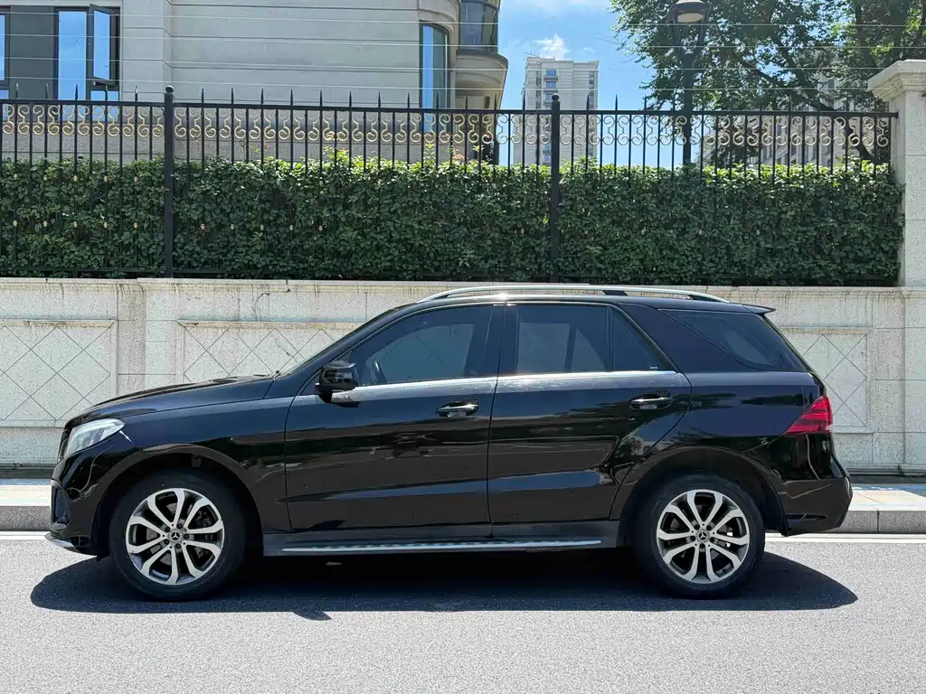 Mercedes-Benz GLE 2018