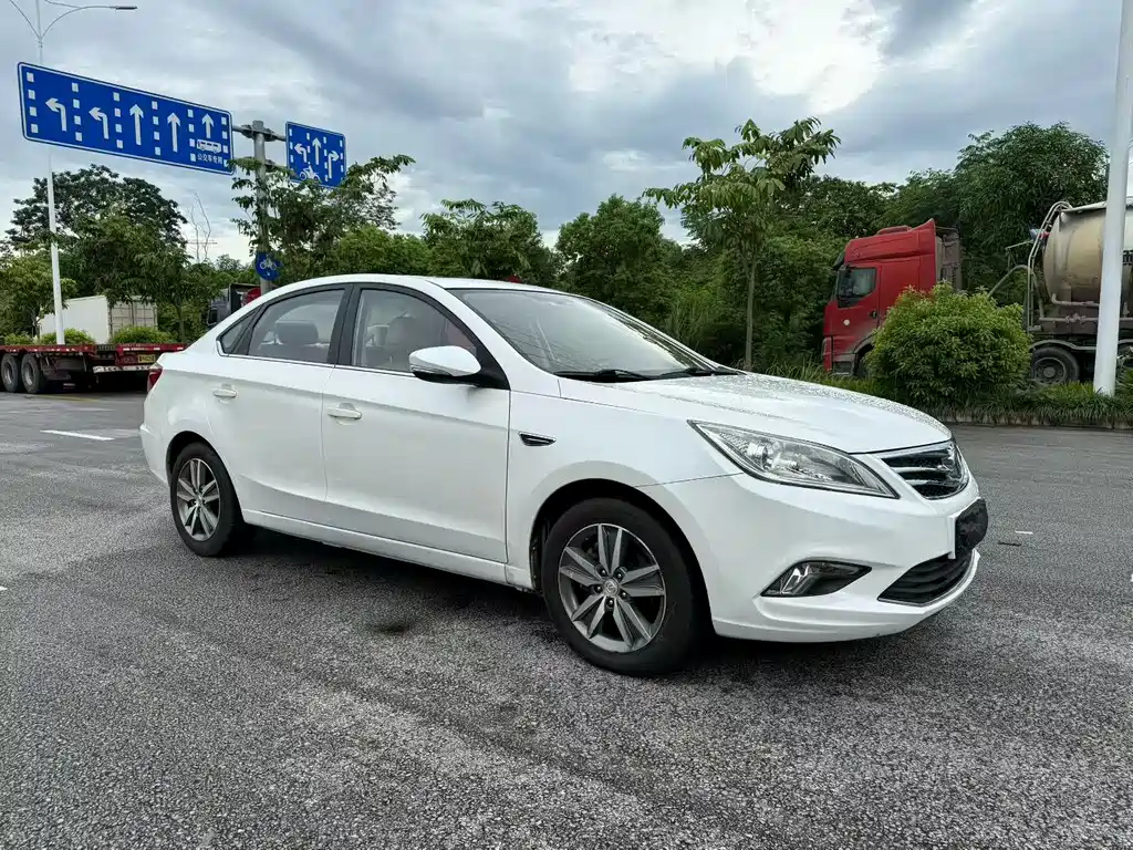 Changan Escape 2015