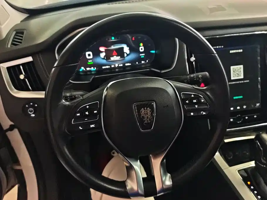 Roewe RX5 New Energy 2018 — фото 15