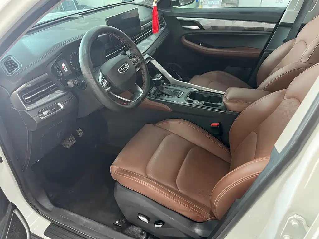 Geely Vision X6 2022