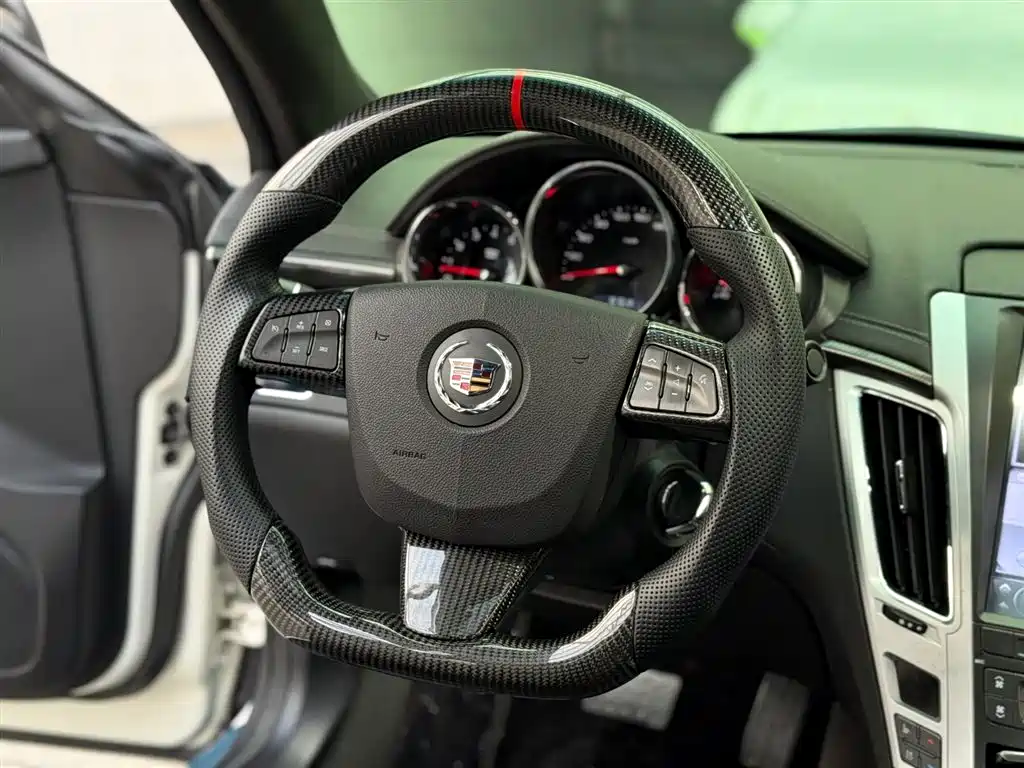 Cadillac CTS 2013 — фото 10