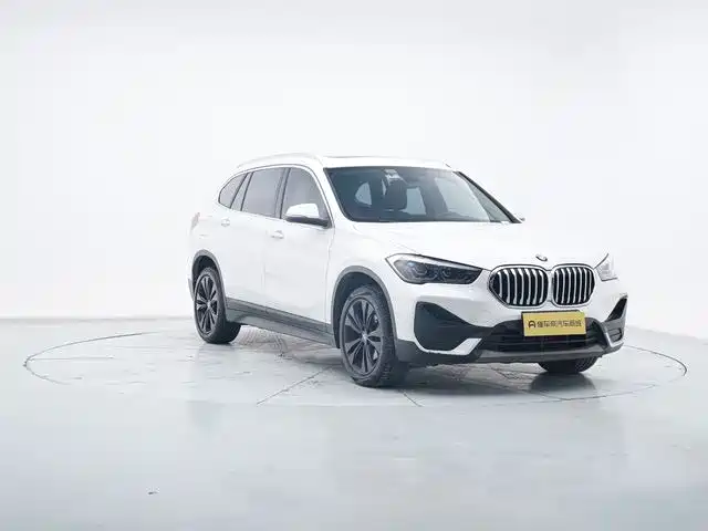 BMW X1 2021 — фото 18