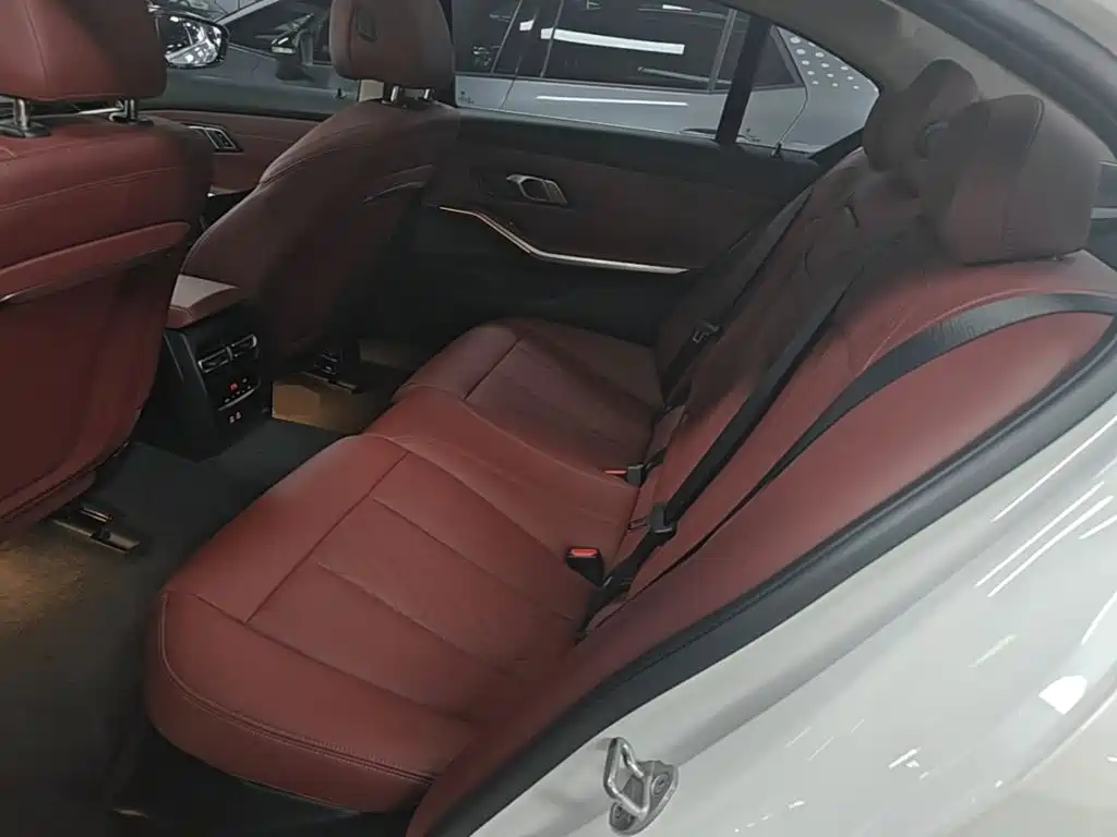 BMW i3 2024 — фото 17