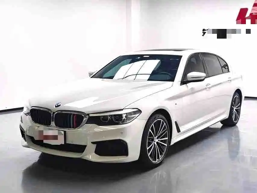 BMW 5 Series 2019 — фото 1