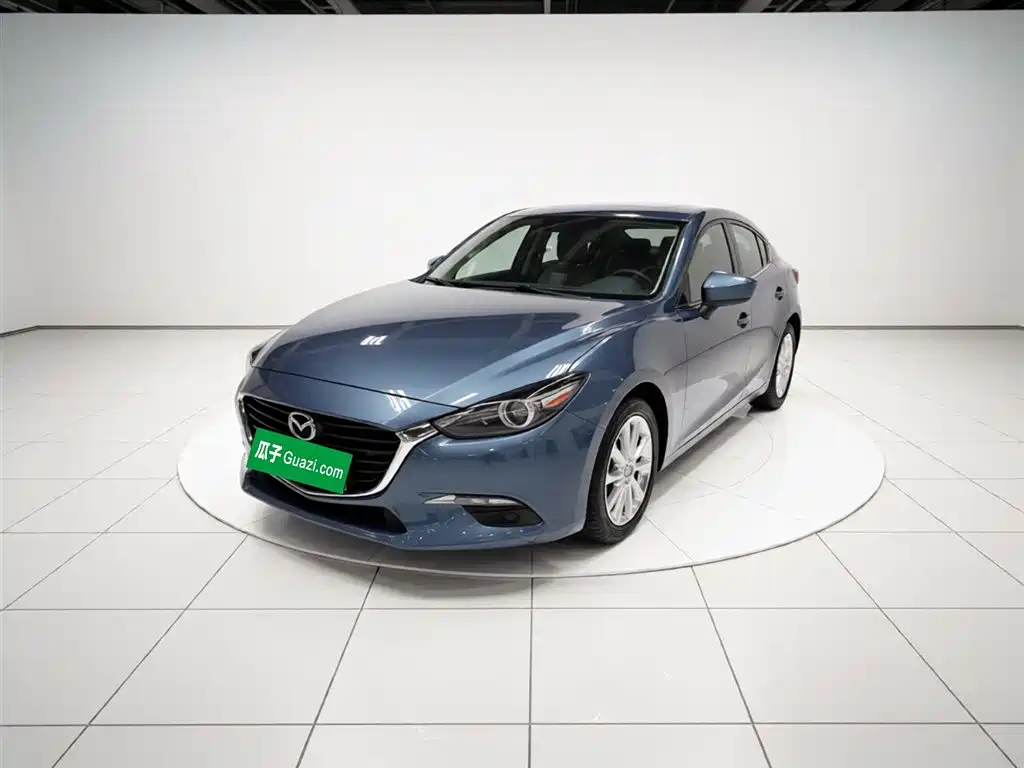 Mazda 3 Axela 2018 — фото 2