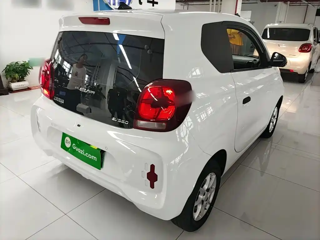 Roewe Clever 2023