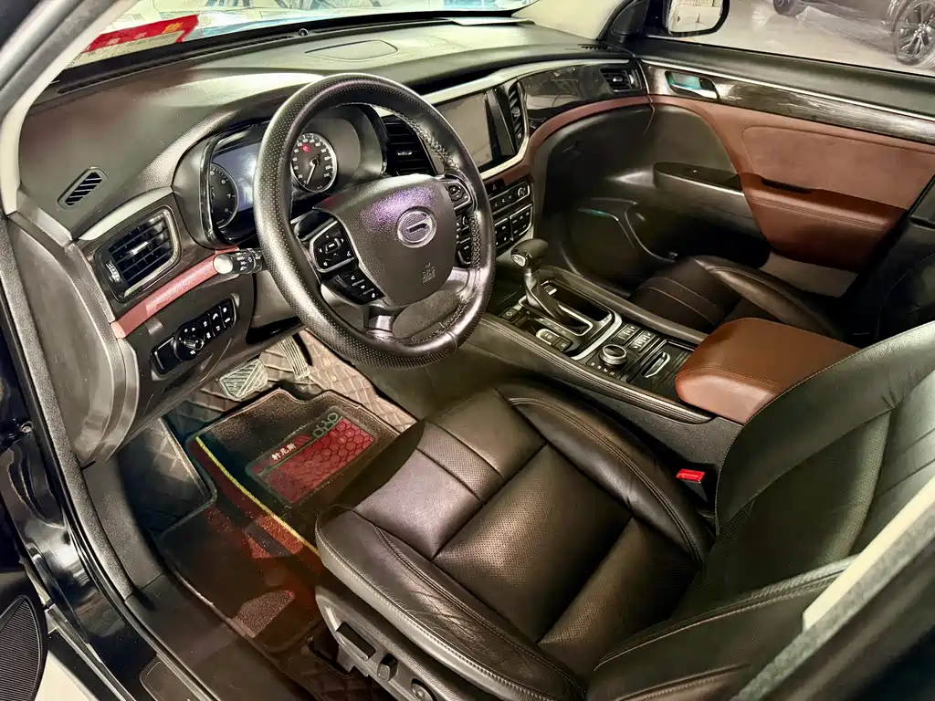 GAC Motor Trumpchi GS8 2019 — фото 7