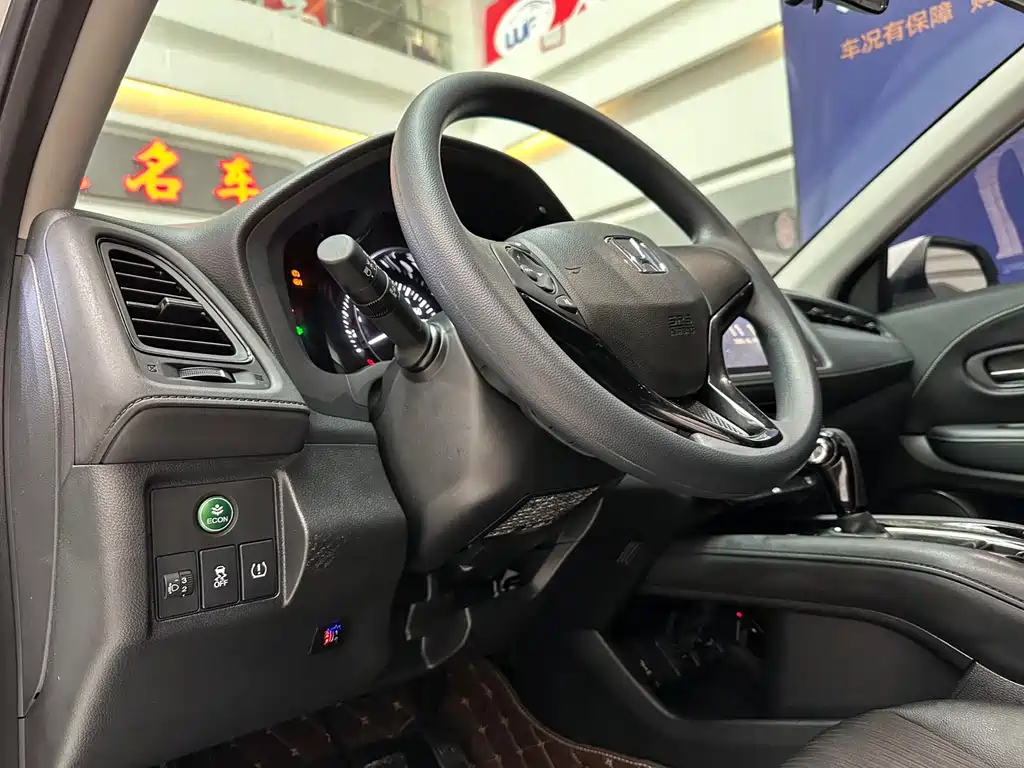 Honda Vezel 2022 — фото 8