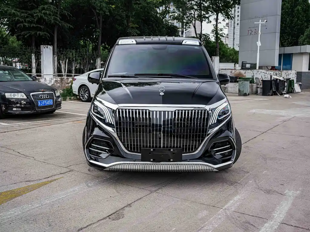 Mercedes-Benz Vito 2023 — фото 3