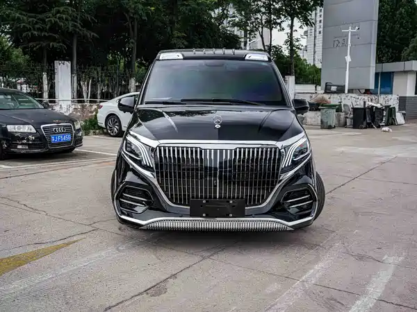Mercedes-Benz Vito 2023