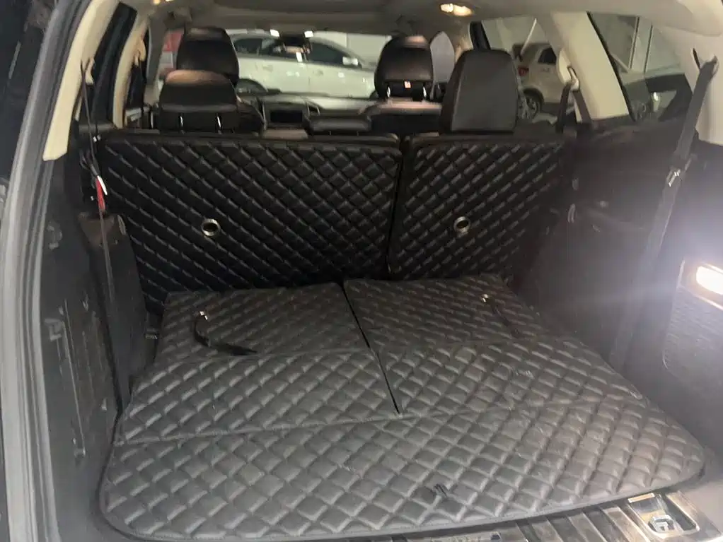 Ford Edge 2018 — фото 20