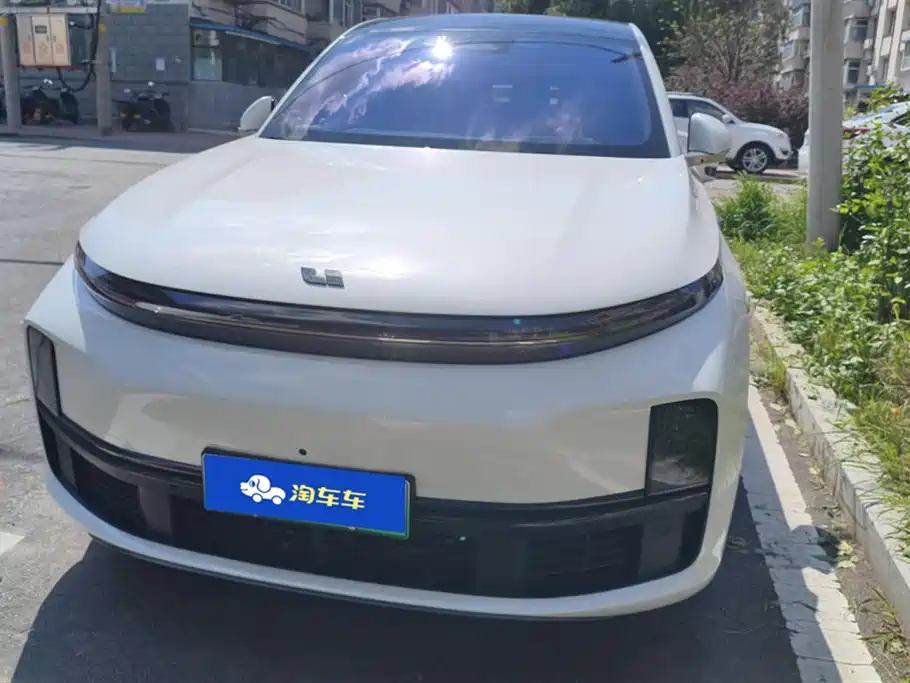 Li Auto Li L7 2025
