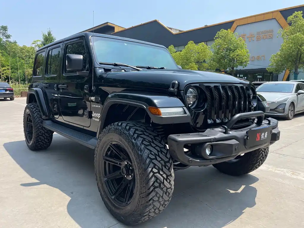 Jeep Wrangler 2020 — фото 2