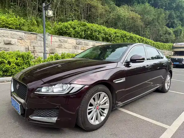 Jaguar XFL 2017