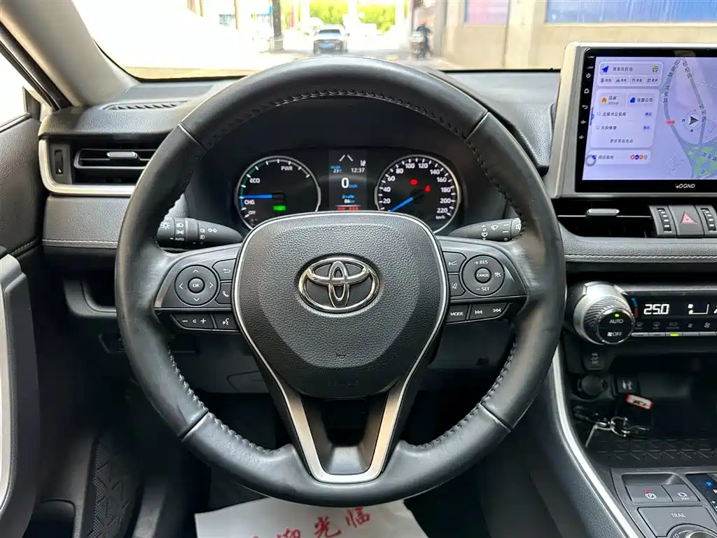Toyota Wildlander 2023 — фото 12