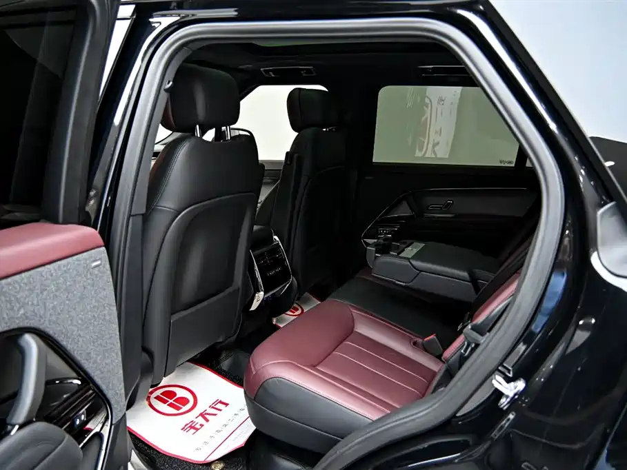 Land Rover Range Rover Sport 2025 — фото 13