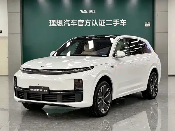 Li Auto L7 2025