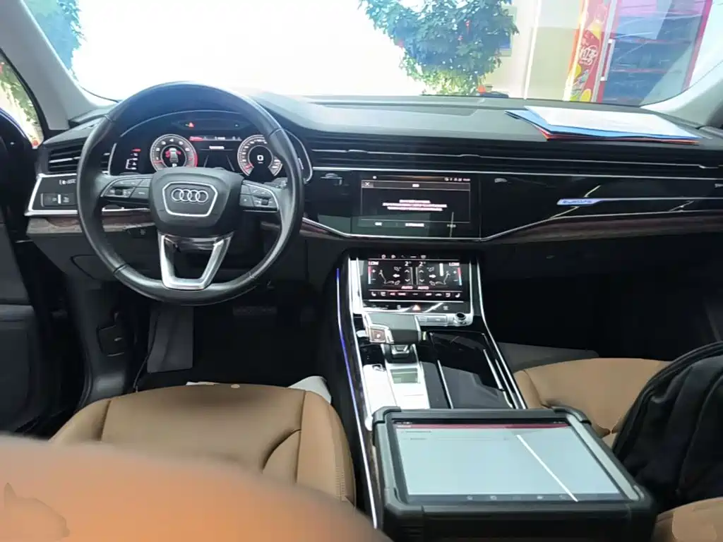 Audi Q7 2021 — фото 10