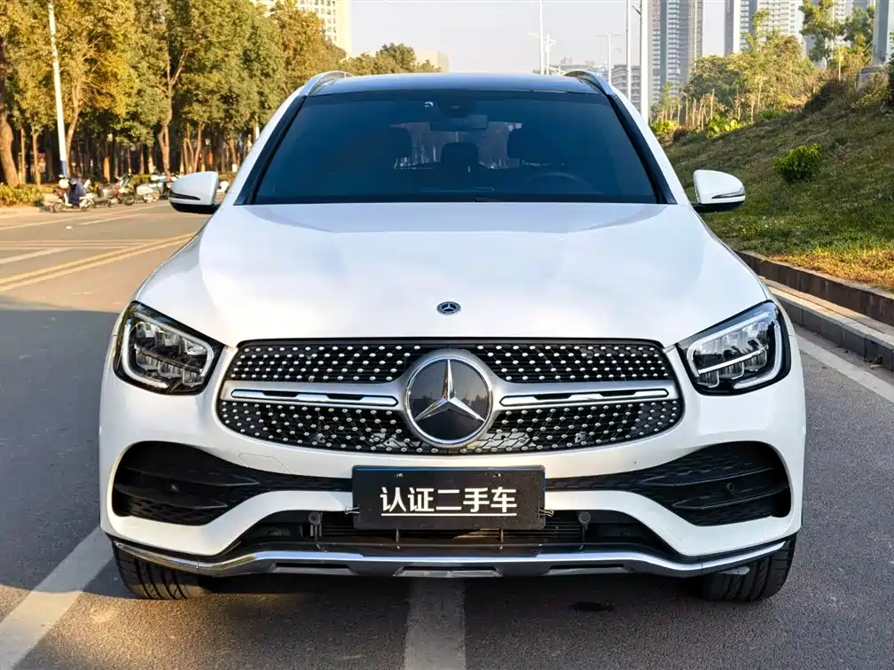 Mercedes-Benz GLC 2020 — фото 2