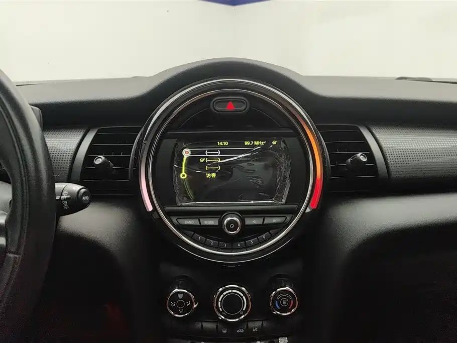 MINI Mini 2018 — фото 13