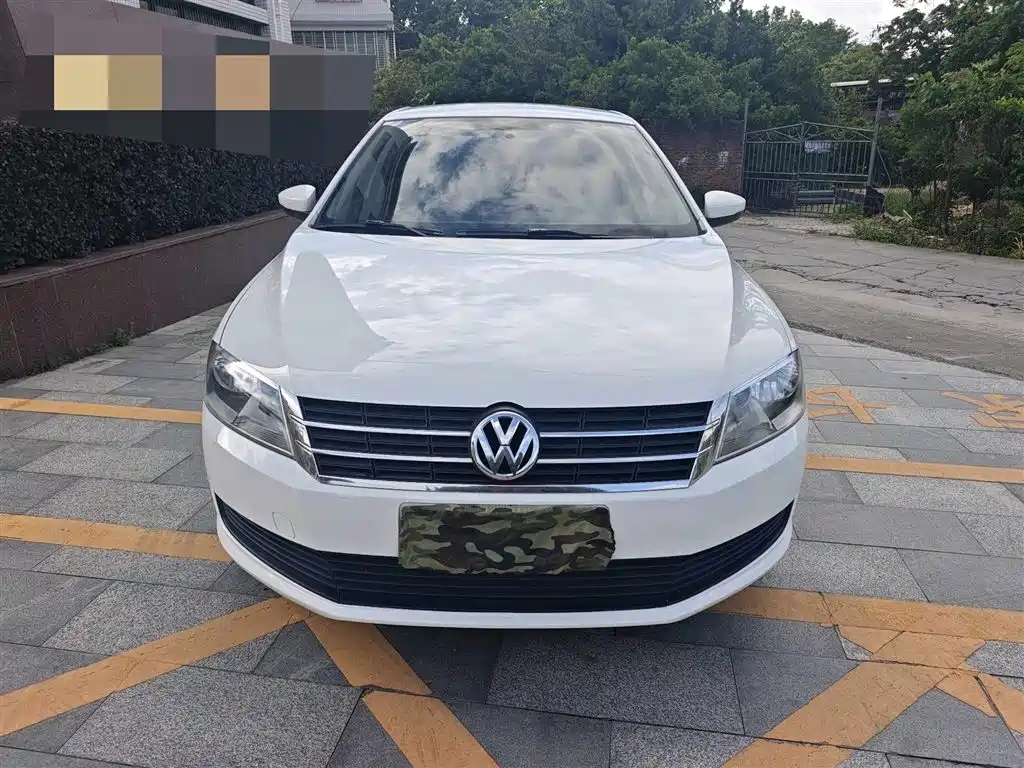 Volkswagen Lavida 2014